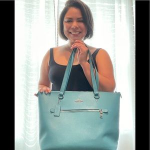 Coach Zip Tote Purse Teal Turquoise